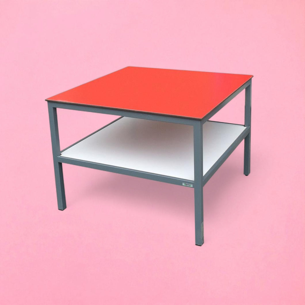 Aqua smart desk