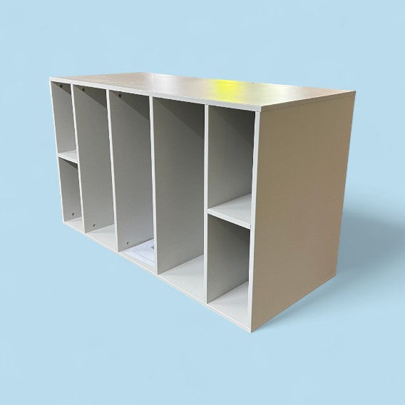 Pigeon hole unit