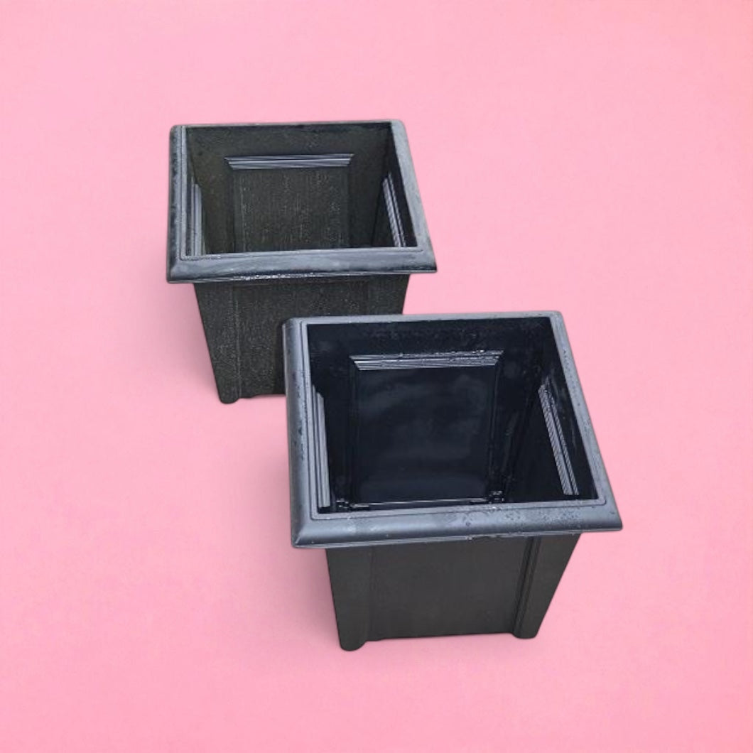 2 inner planters