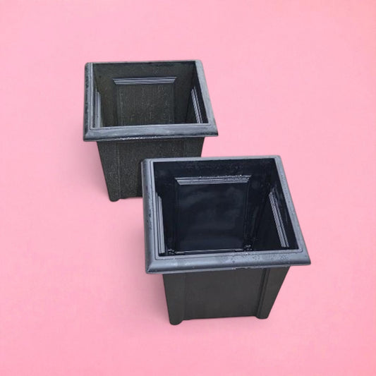2 inner planters