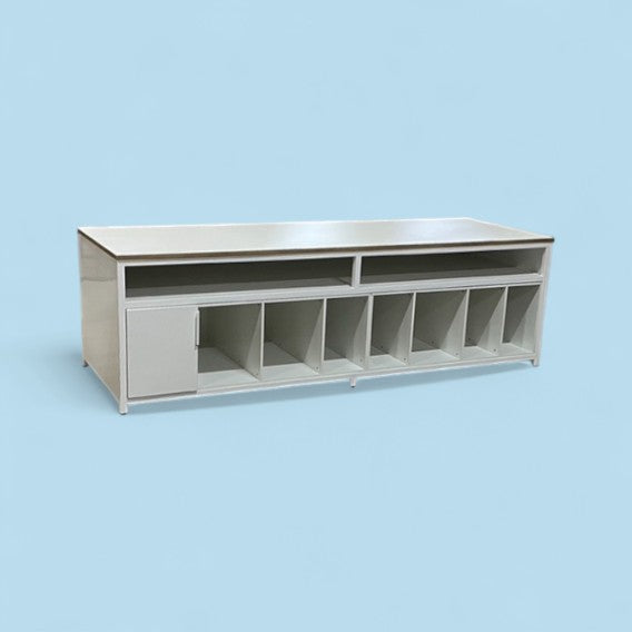 Pigeon hole unit